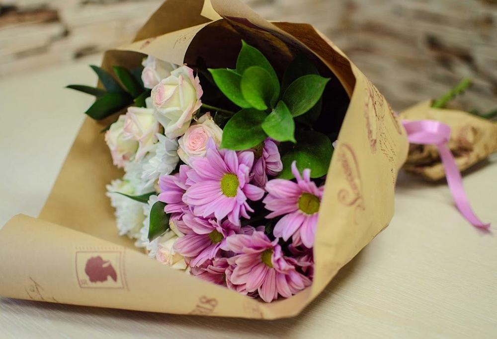 Букет цветов из: Розы и Хризантемы в Борисовке