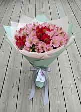 Букет цветов из:  Альстромерии #REPLACE_PRED# Борисовке