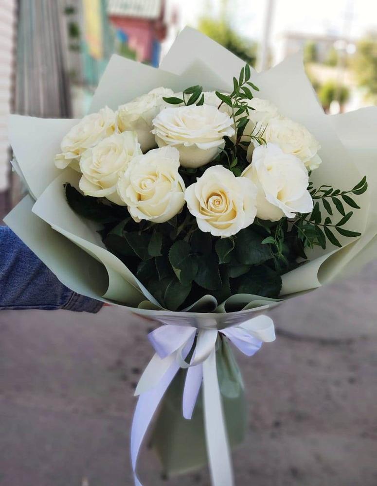 Букет Белые розы Проуд в Борисовке
