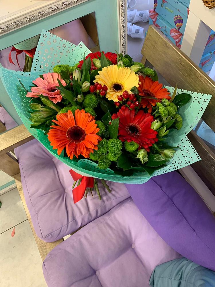Букет цветов из: Герберы, Хризантемы и Альстромерии в Борисовке