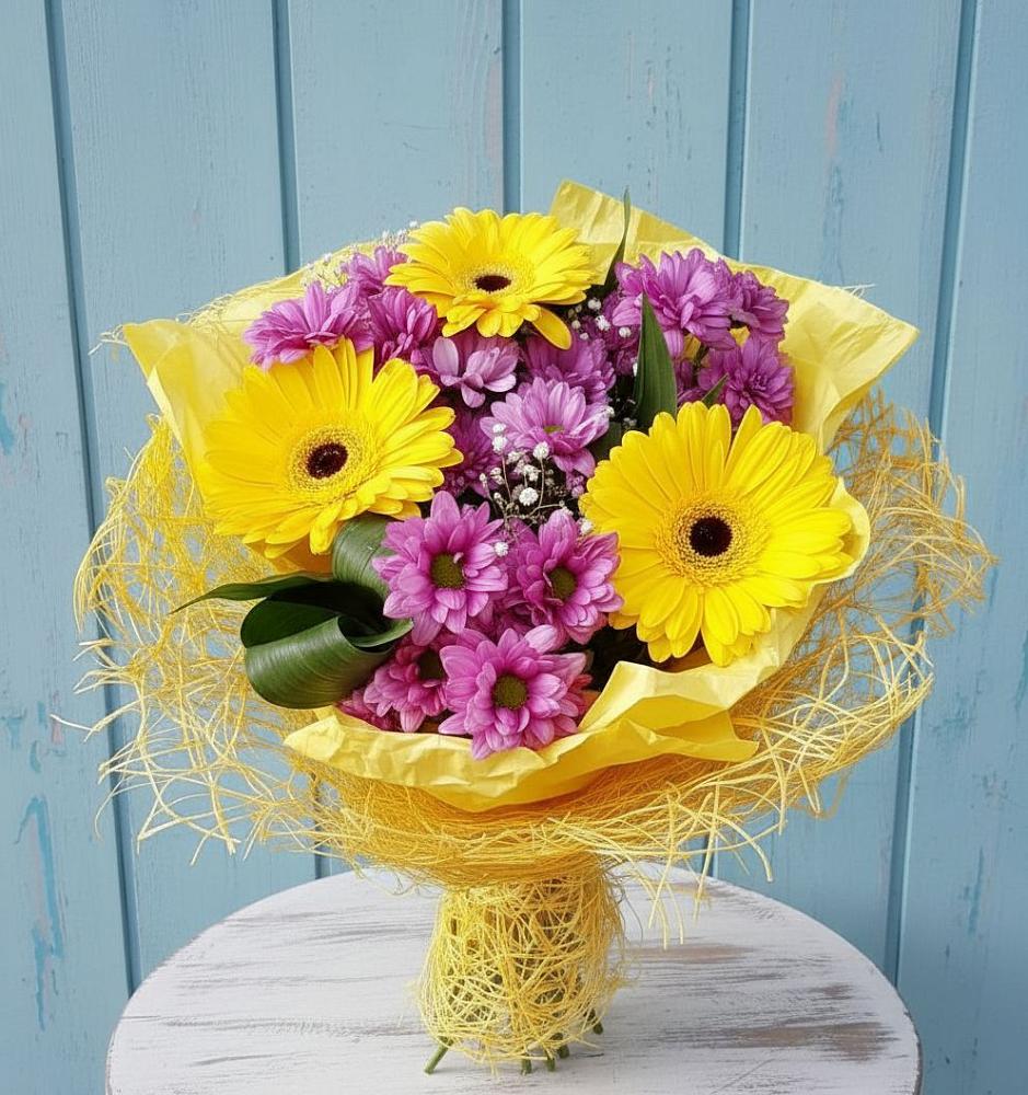 Букет цветов из: Хризантемы и Герберы в Борисовке